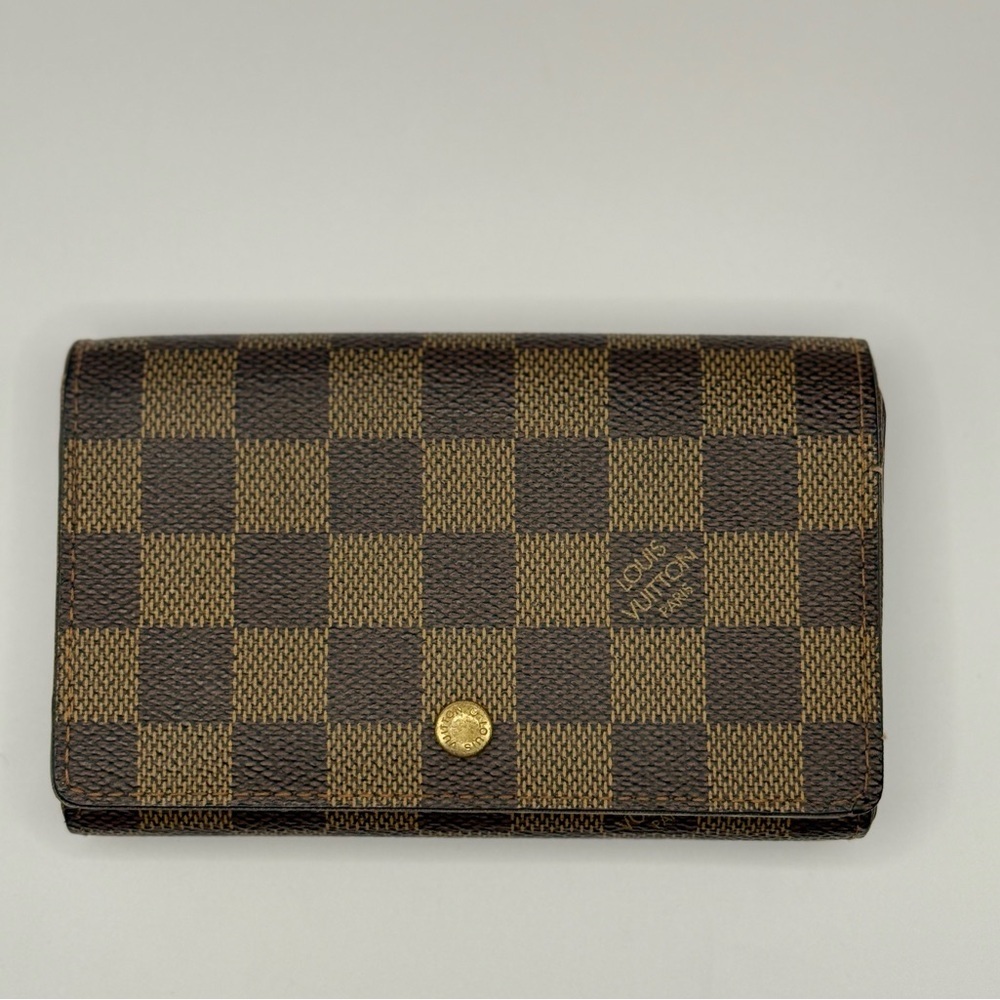 SOLD somewhere else* LOUIS VUITTON Porte Monnaie Billets Tresor Bifold Wallet